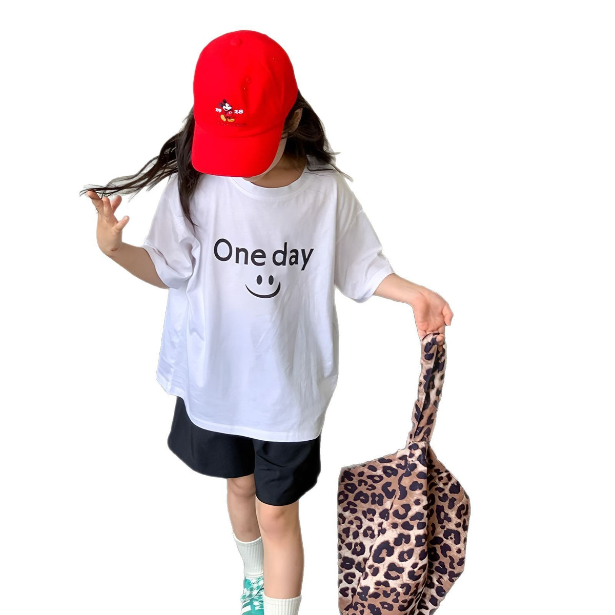 Girls' Loose Fit Short Sleeve T-Shirt – Casual Everyday Top for Kids