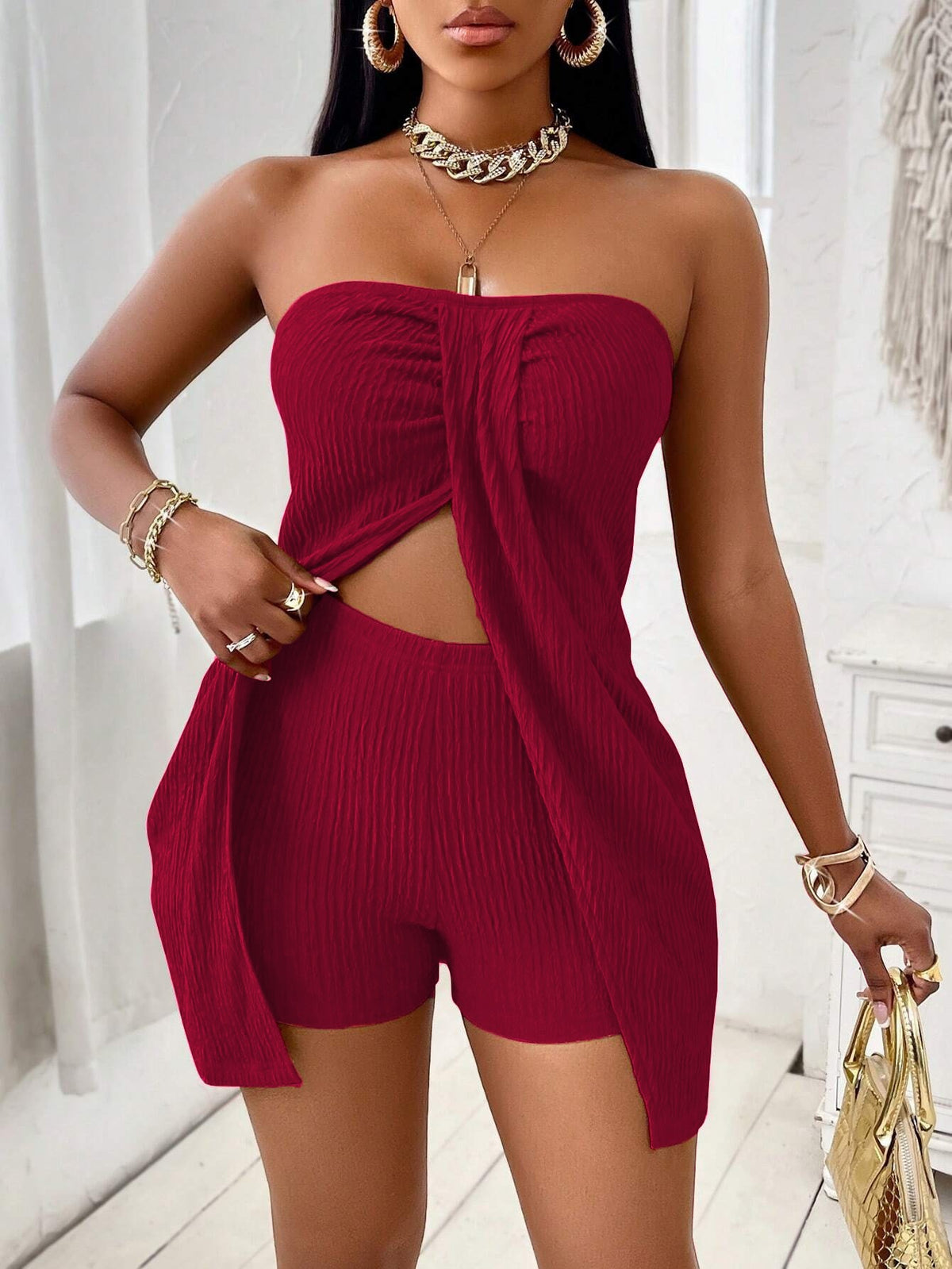 Sexy Strapless Knit Two-Piece Set with Shorts, Fashionable Waist-Baring Casual Women's Outfit