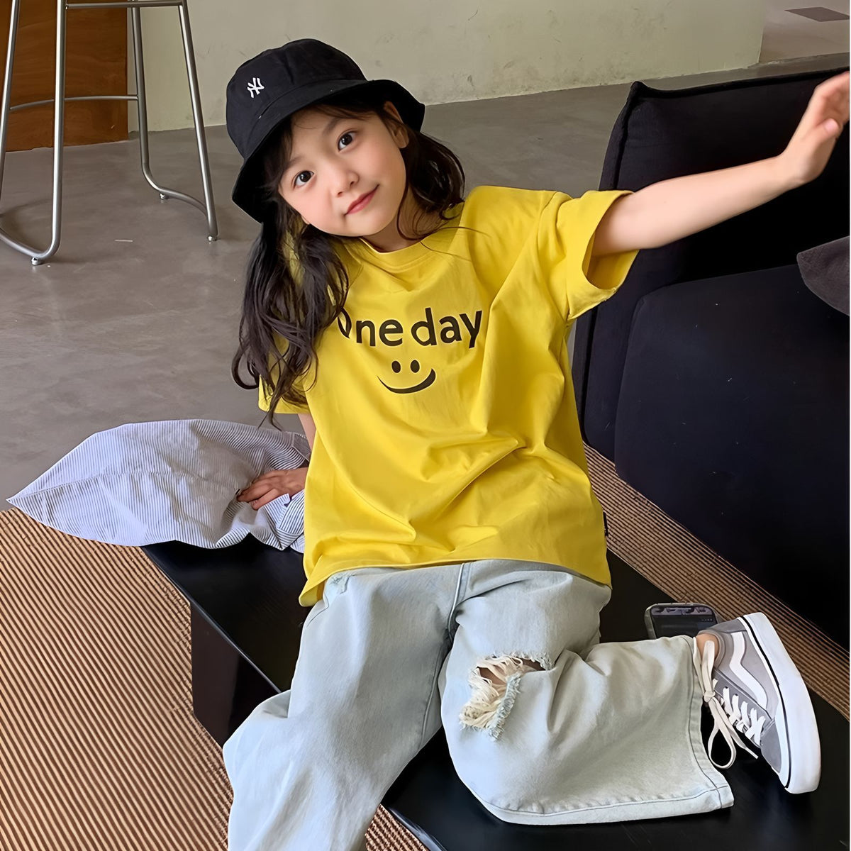 Girls' Loose Fit Short Sleeve T-Shirt – Casual Everyday Top for Kids