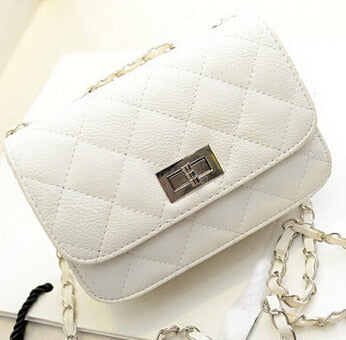 Diamond Quilted Chain Shoulder Bag