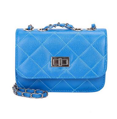 Diamond Quilted Chain Shoulder Bag