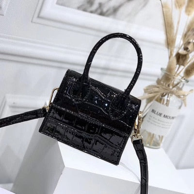 Mini Croc Pattern Chain Shoulder Bag
