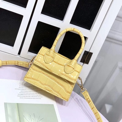Mini Croc Pattern Chain Shoulder Bag