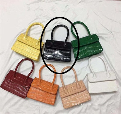 Mini Croc Pattern Chain Shoulder Bag