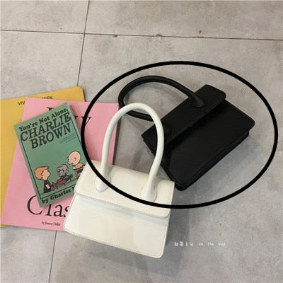 Mini Croc Pattern Chain Shoulder Bag