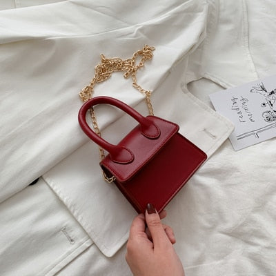 Mini Croc Pattern Chain Shoulder Bag