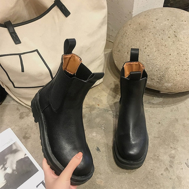 Women's Chunky Heel Chelsea Ankle Boots